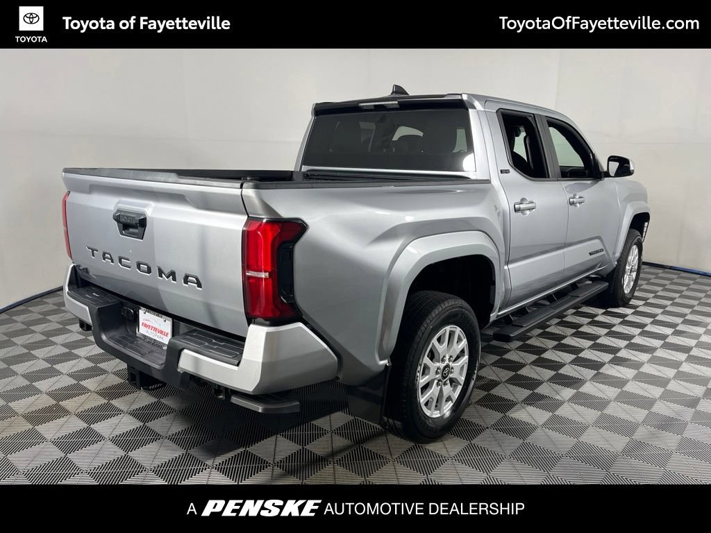 Certified 2024 Toyota Tacoma SR5 AWD/4WD image 15
