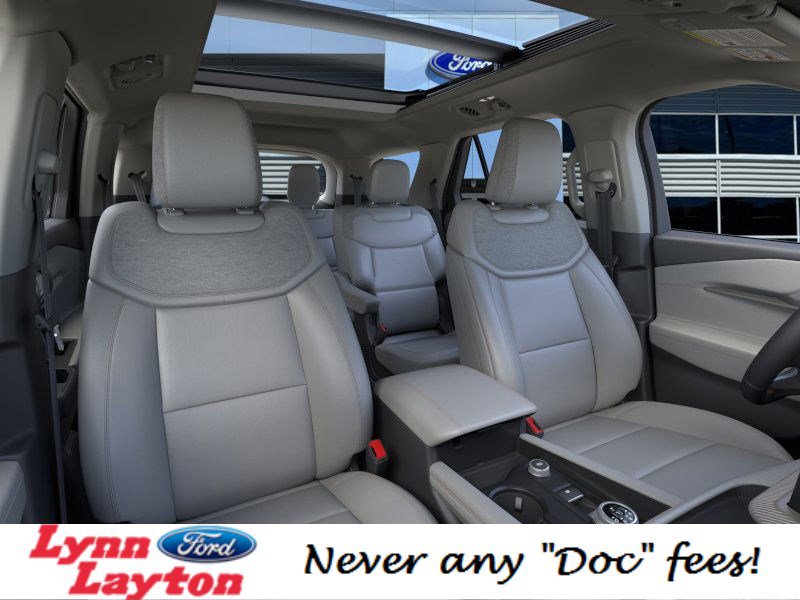 New 2025 Ford Explorer Active w/ Active Comfort Package image 10