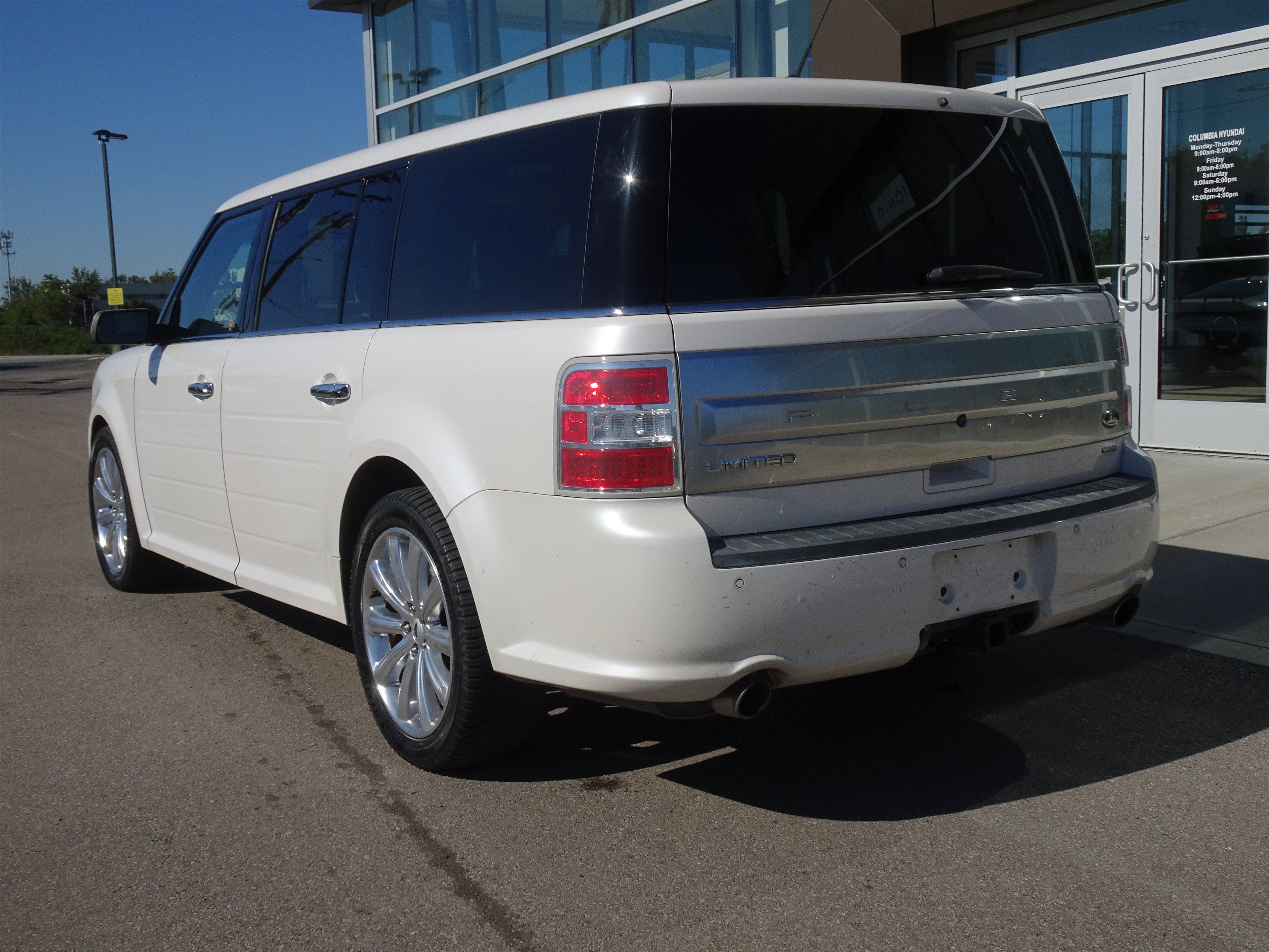Used 2019 Ford Flex Limited w/ Equipment Group 303A AWD/4WD image 3