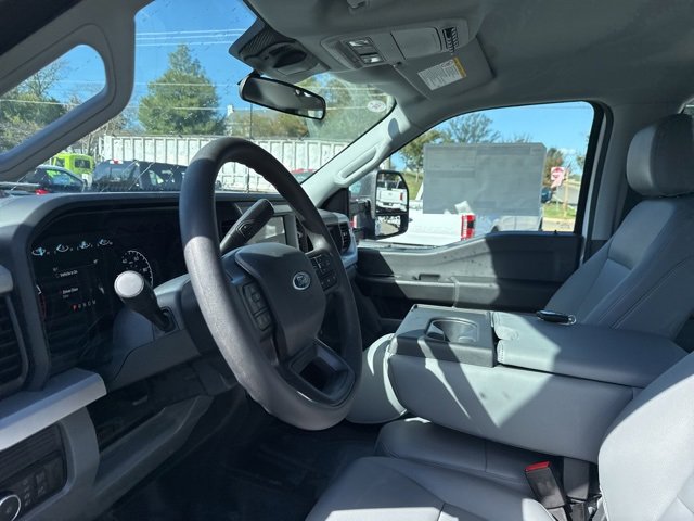 New 2026 Ford F350 XL w/ XL Chrome Package image 27