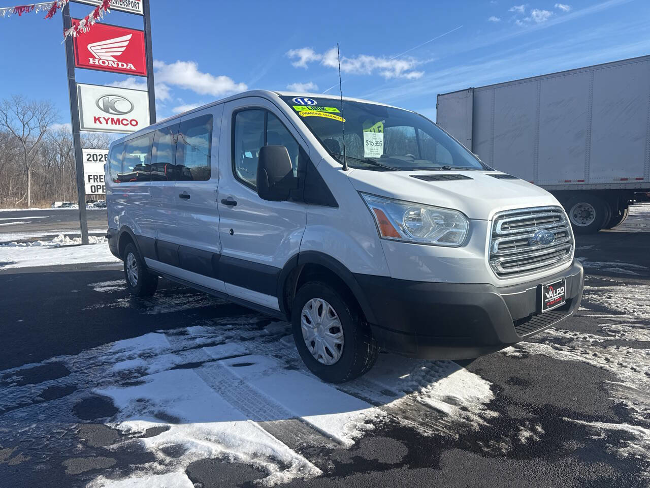 Used 2015 Ford Transit 350 XLT image 11