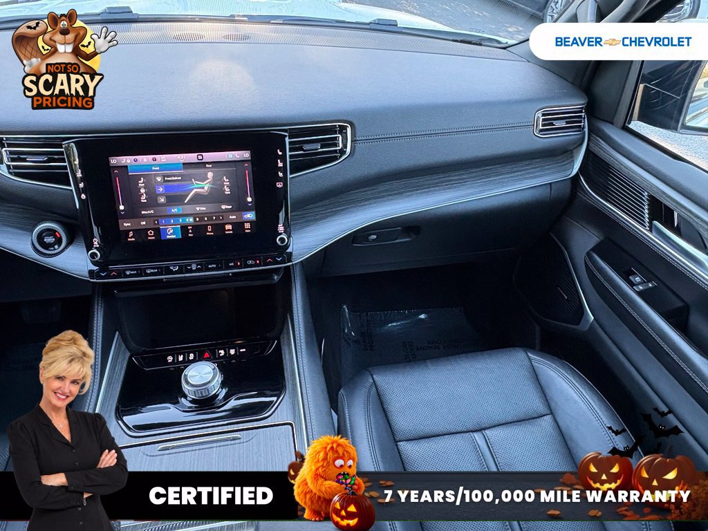 Used 2024 Jeep Wagoneer Series II w/ Flexible Seating Group RWD image 17