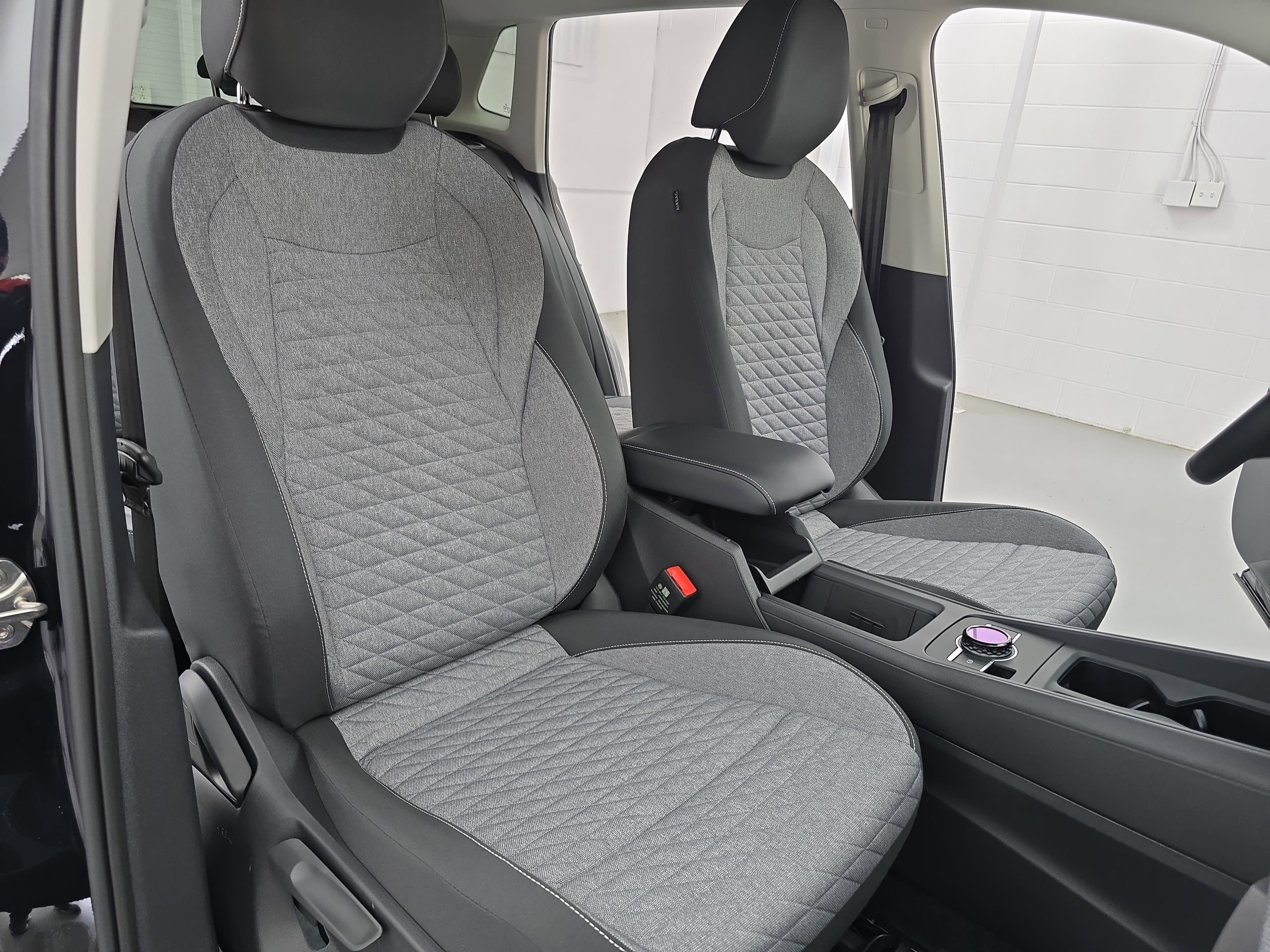 New 2026 Volkswagen Tiguan S FWD image 10