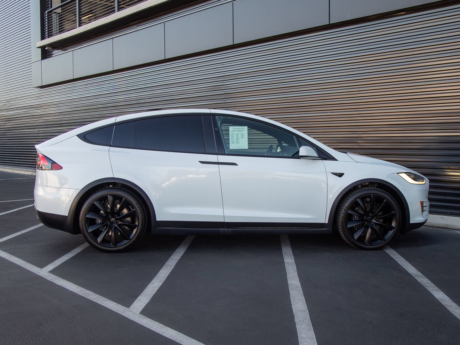 Used 2020 Tesla Model X Long Range AWD/4WD image 8