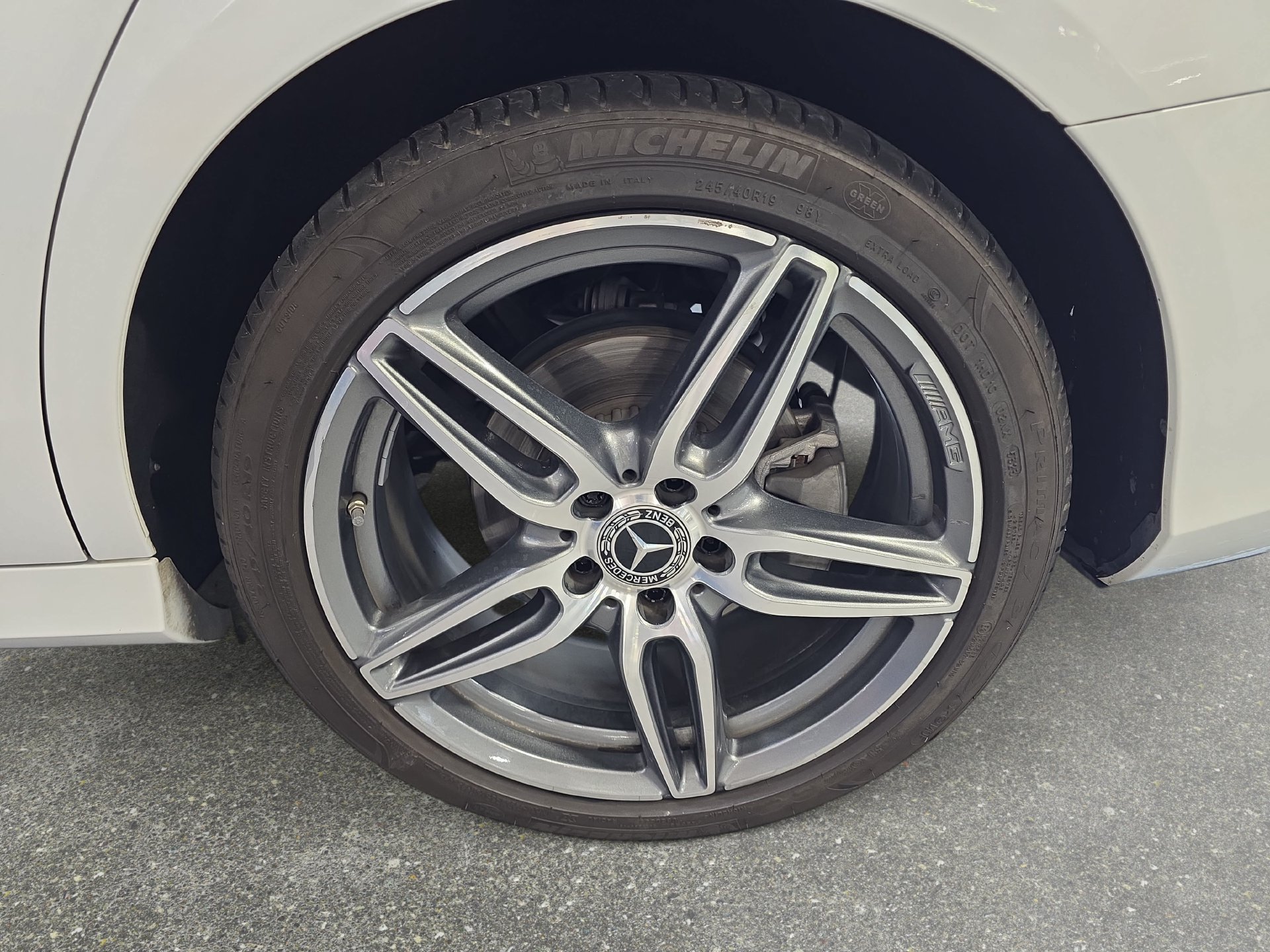 Used 2020 Mercedes-Benz E 350 4MATIC Sedan image 31