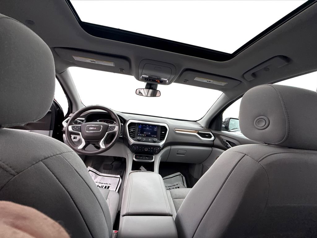 Used 2021 GMC Acadia SLE w/ Driver Convenience Package image 9