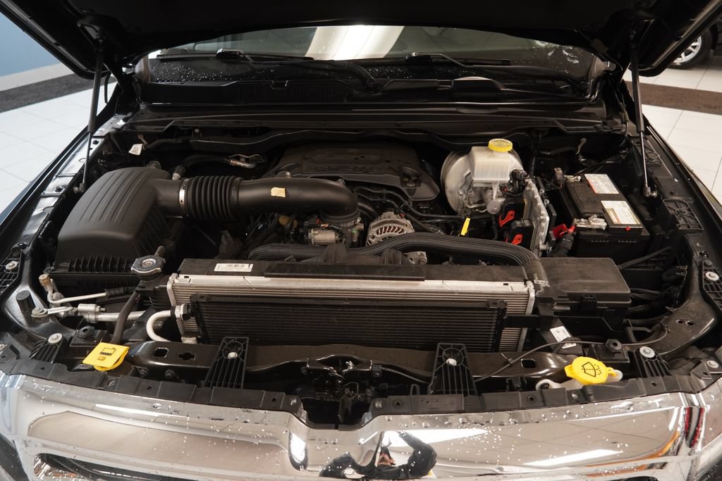 Used 2019 RAM 1500 Big Horn AWD/4WD image 38