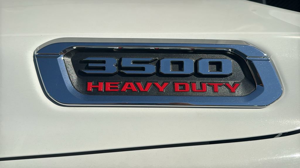 Used 2022 RAM 3500 Laramie AWD/4WD image 7