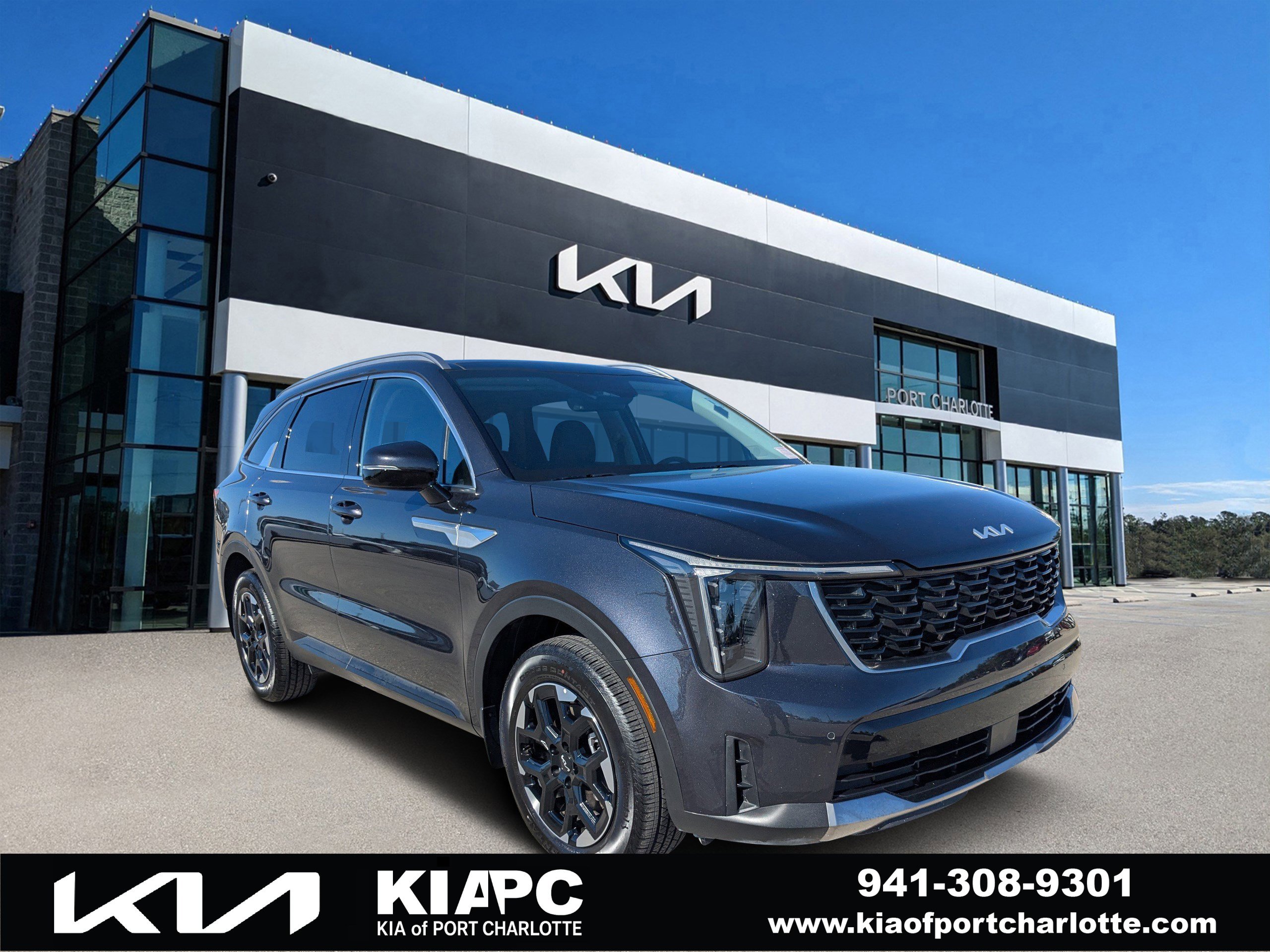 Certified 2025 Kia Sorento S w/ Panoramic Sunroof Package video 1