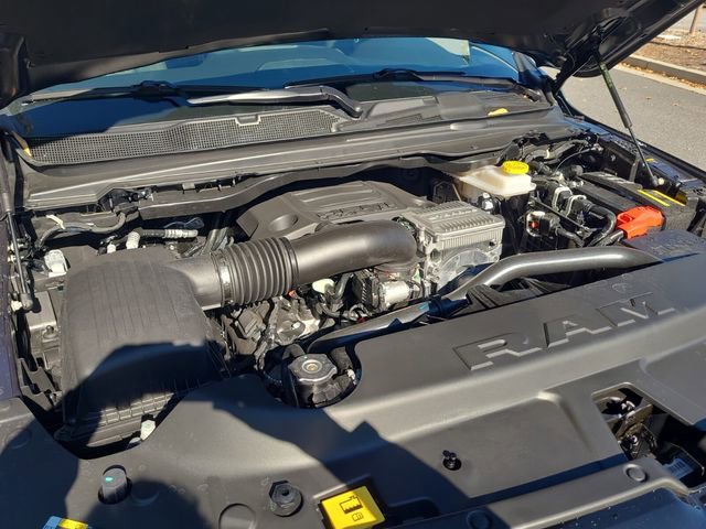 New 2026 RAM 1500 4x4 Crew Cab image 24