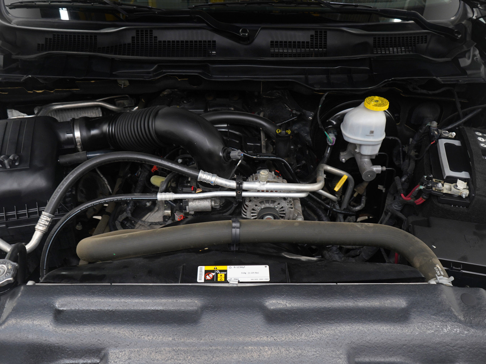Used 2023 RAM 1500 Classic SLT image 32