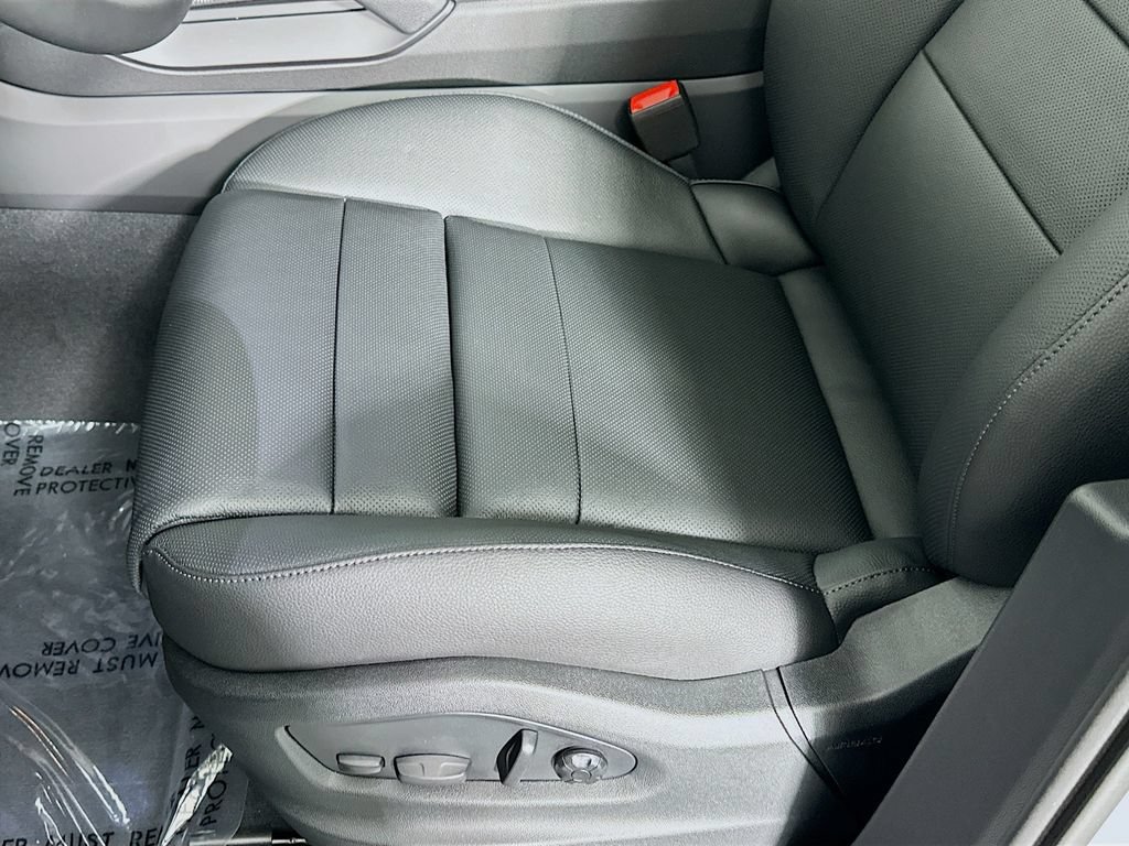 New 2026 Porsche Cayenne AWD/4WD image 21
