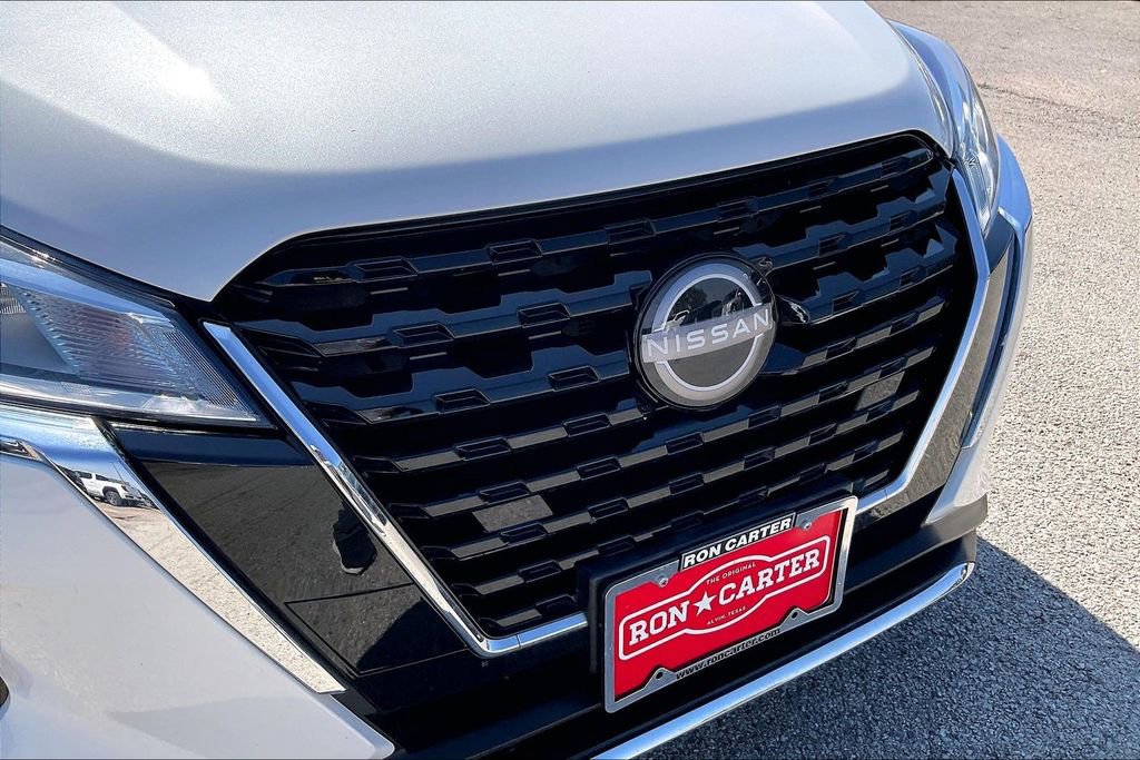 Used 2024 Nissan Kicks SV image 33