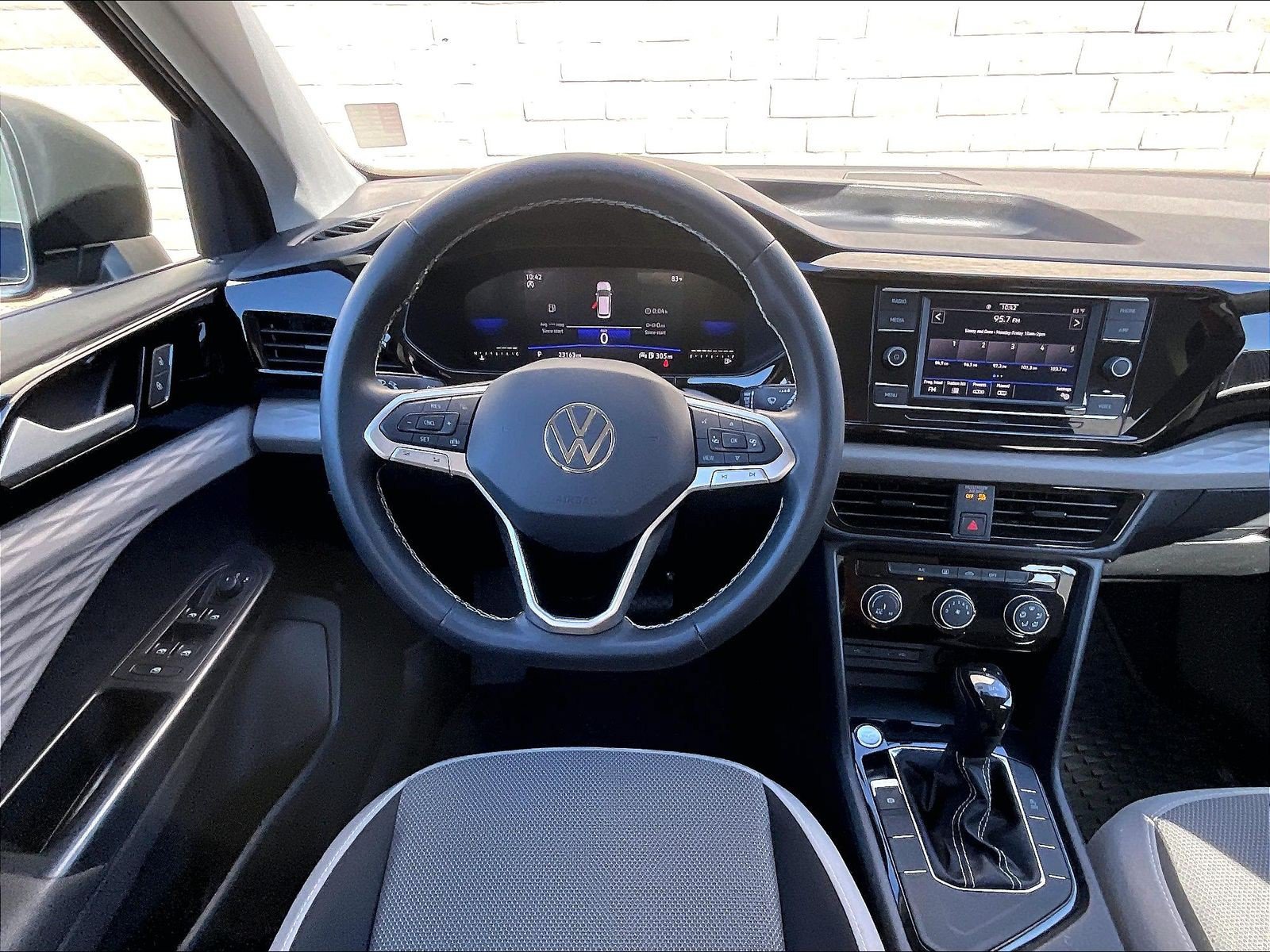 Certified 2023 Volkswagen Taos S FWD image 4