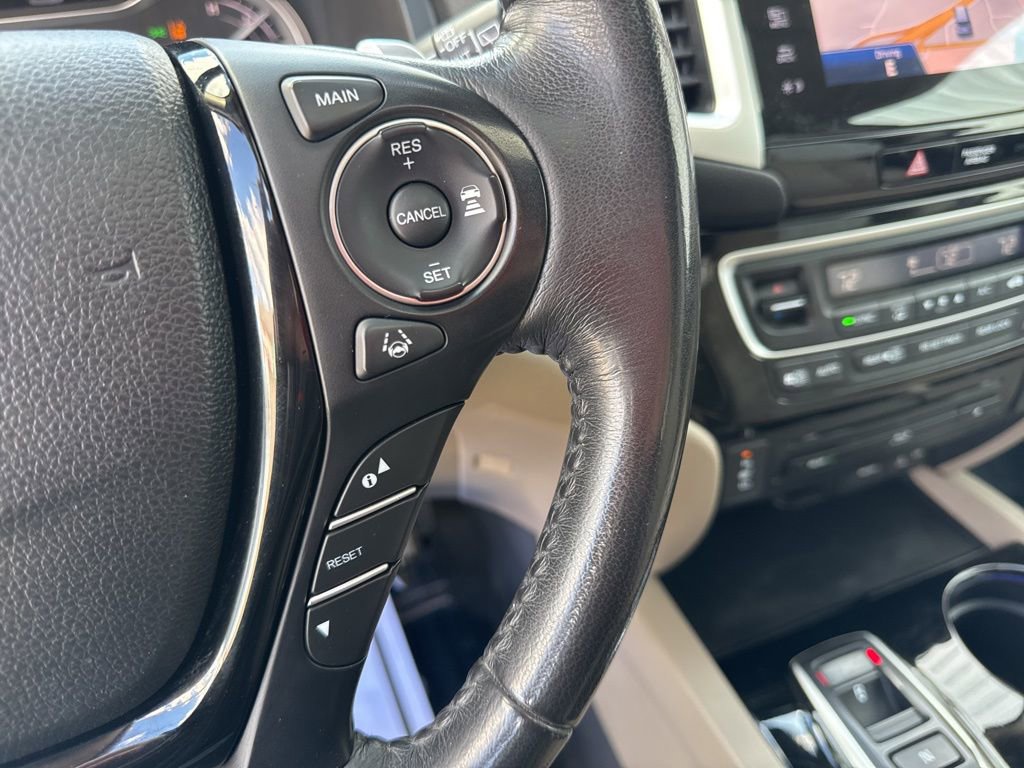 Used 2017 Honda Pilot Touring image 20