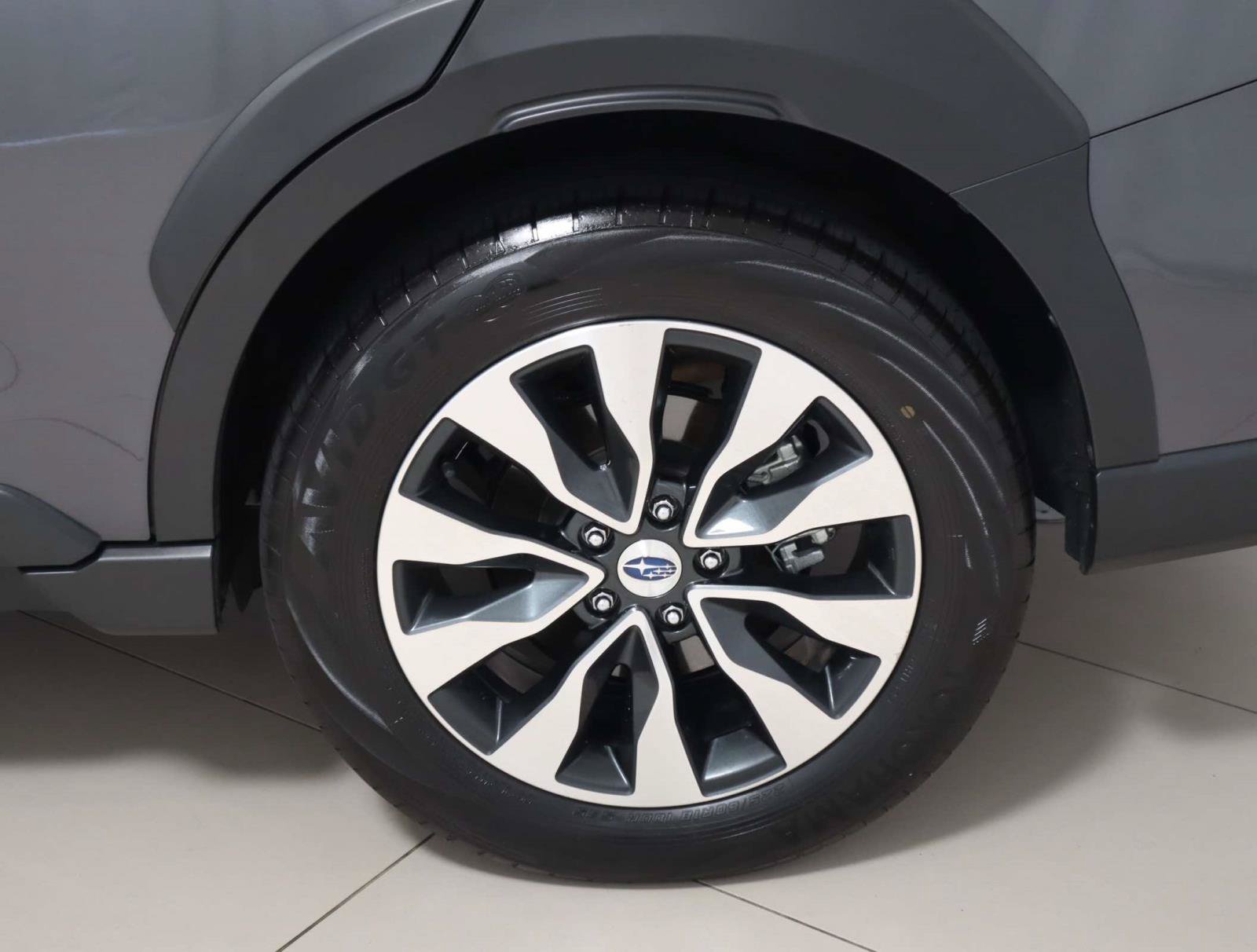 Used 2024 Subaru Outback Limited AWD/4WD image 9
