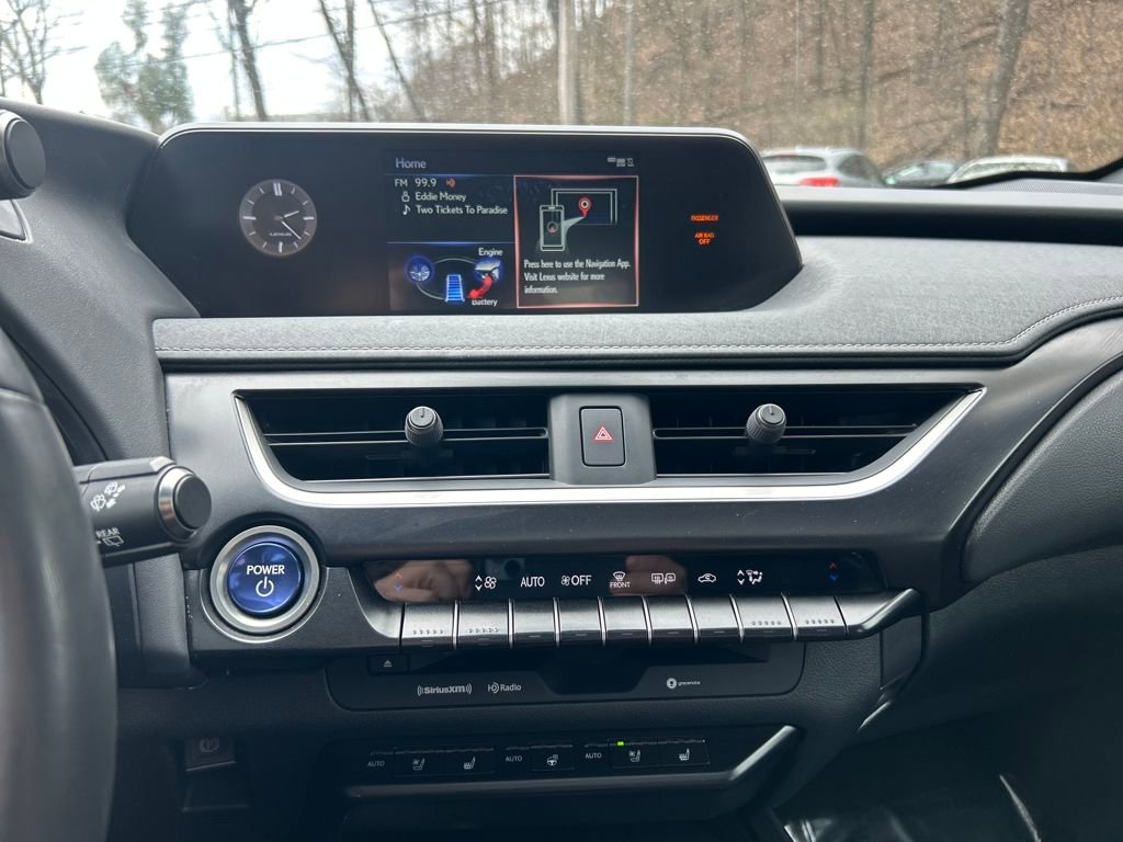 Used 2022 Lexus UX 250h w/ Premium Package image 4
