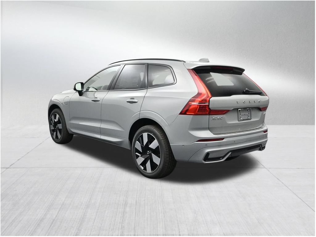 New 2025 Volvo XC60 T8 Plus w/ Protection Package Premier AWD/4WD image 3