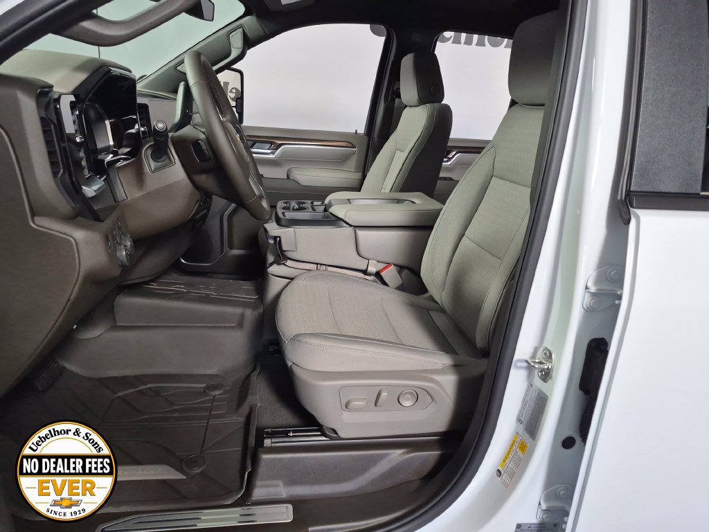 New 2026 Chevrolet Silverado 2500 LT w/ Convenience Package AWD/4WD image 9
