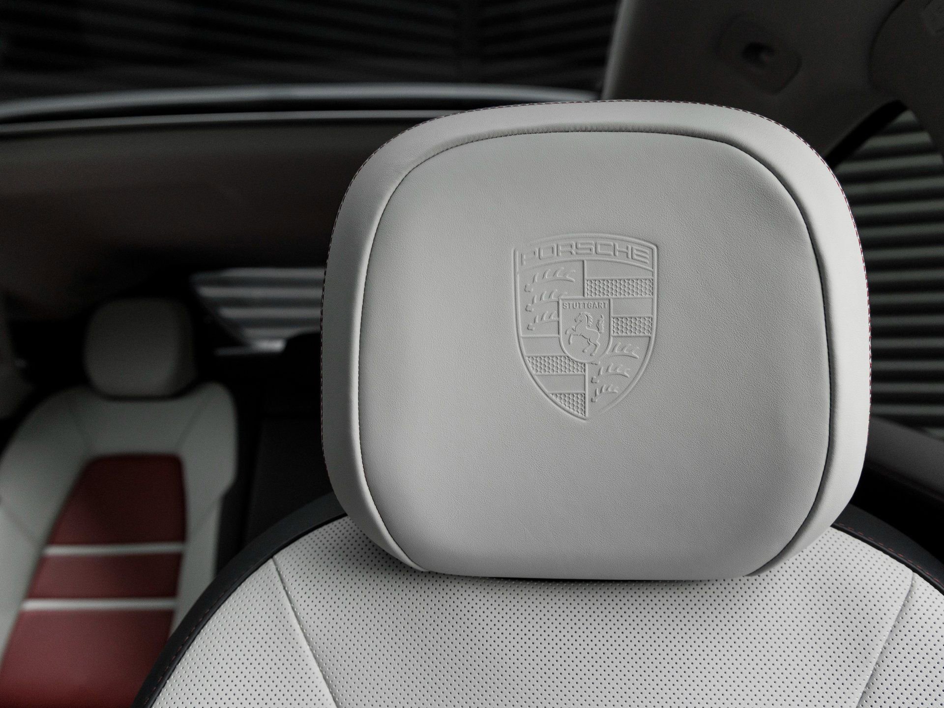 New 2026 Porsche Cayenne S image 15