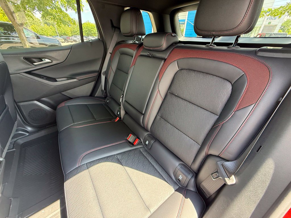 New 2027 Chevrolet Equinox RS w/ Safety and Technology Package AWD/4WD image 24