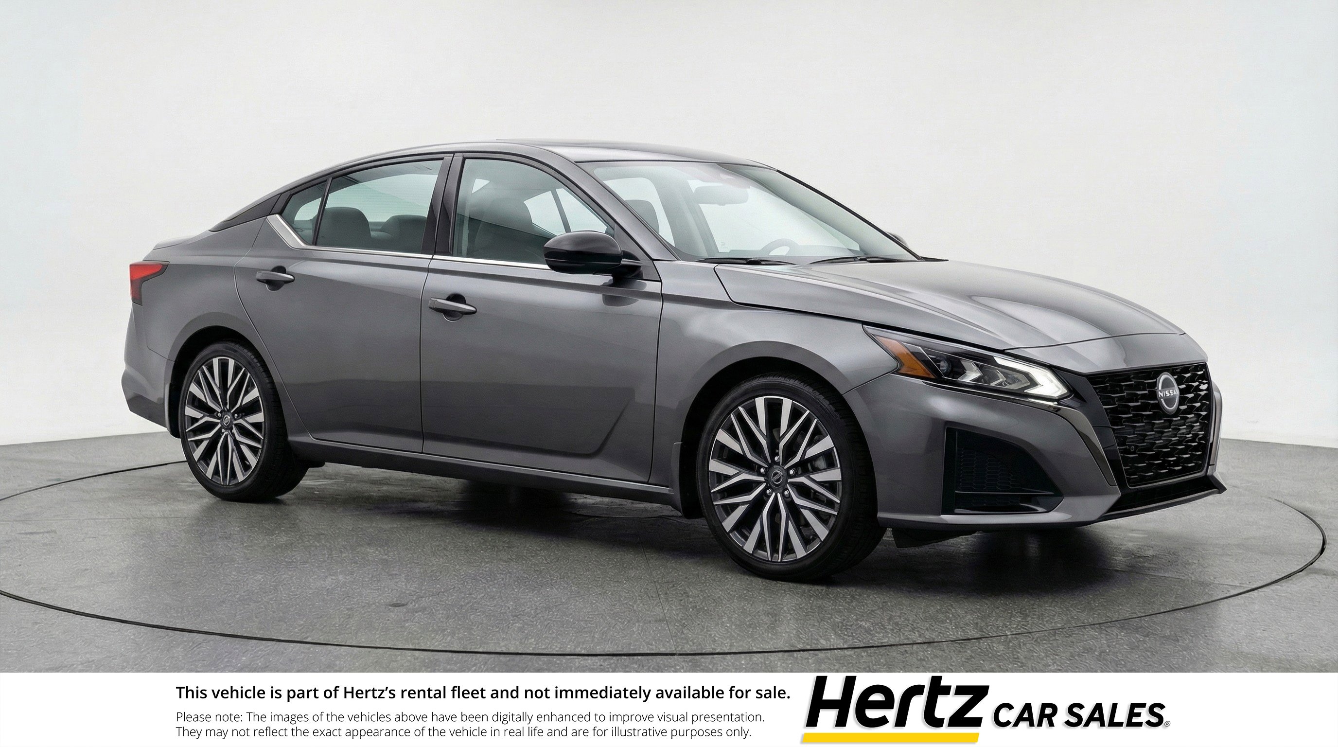 Used 2025 Nissan Altima 2.5 SV image 1