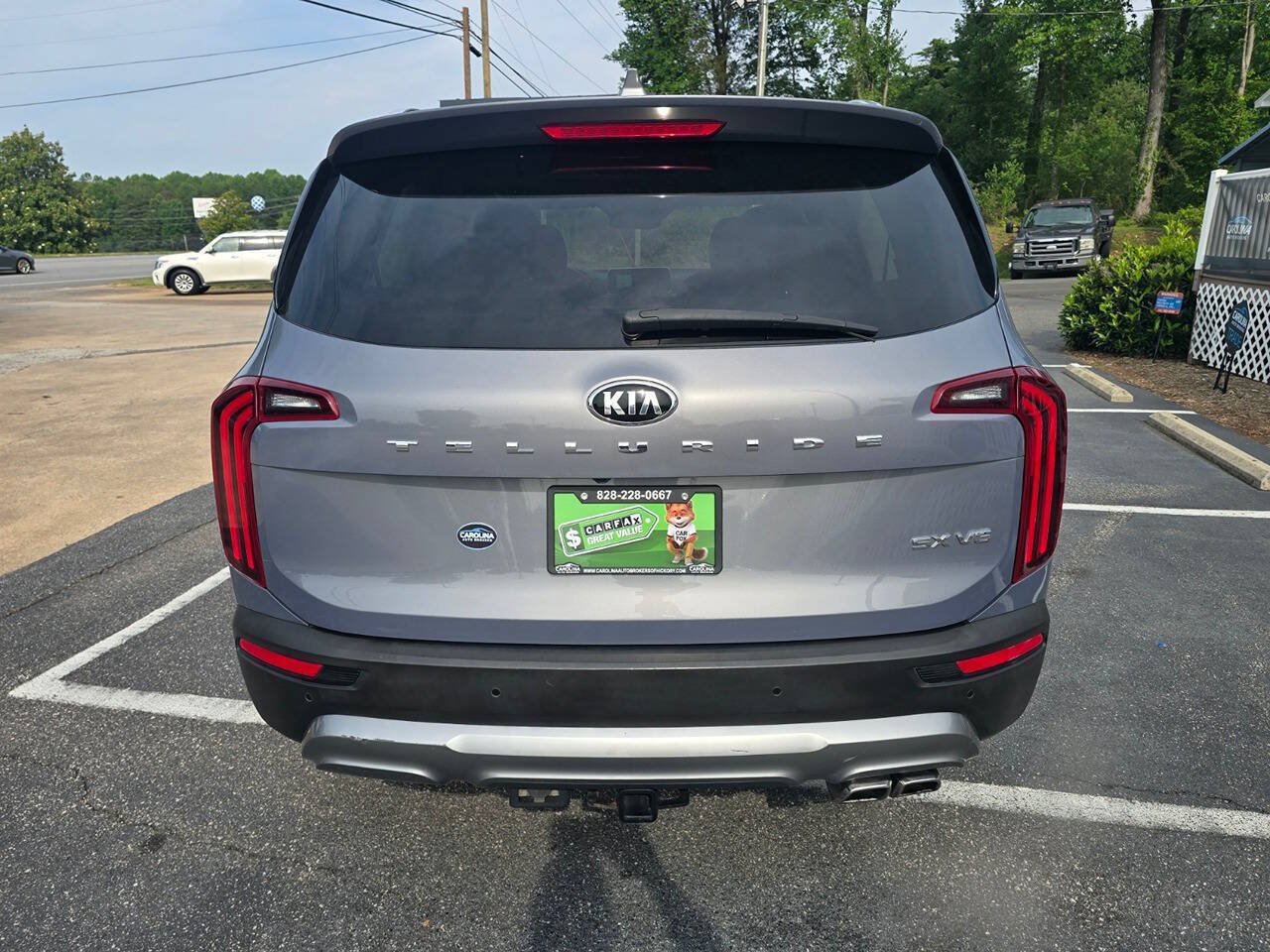 Used 2021 Kia Telluride SX w/ Towing Package FWD image 5