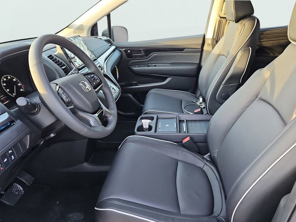 New 2026 Honda Odyssey Touring image 22