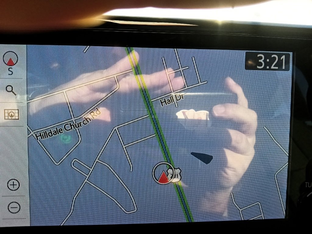 Used 2022 Toyota Sienna Limited image 22