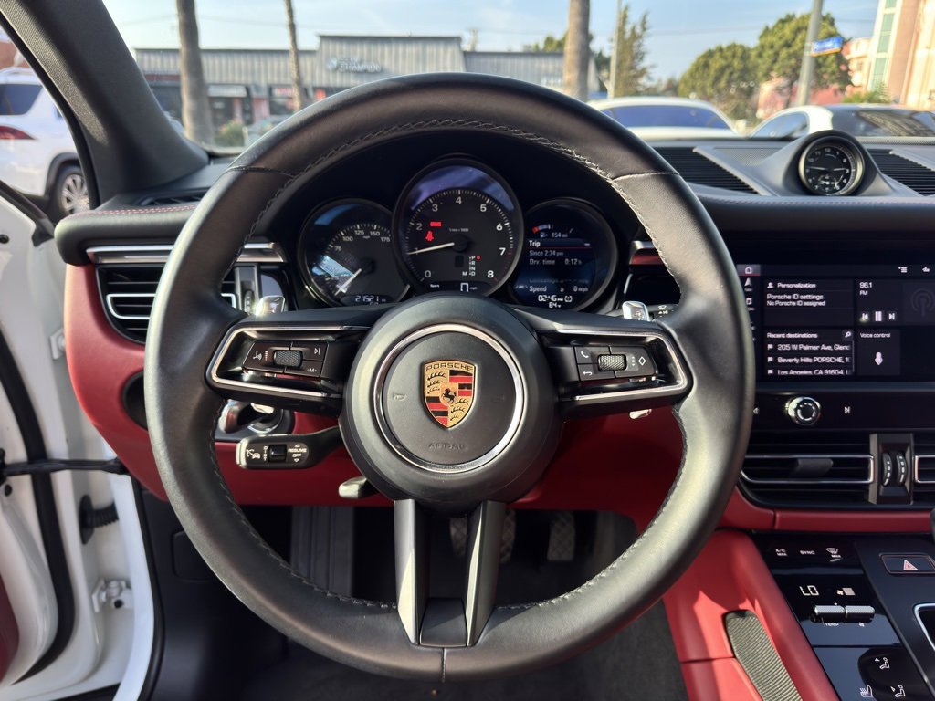 Used 2023 Porsche Macan image 27