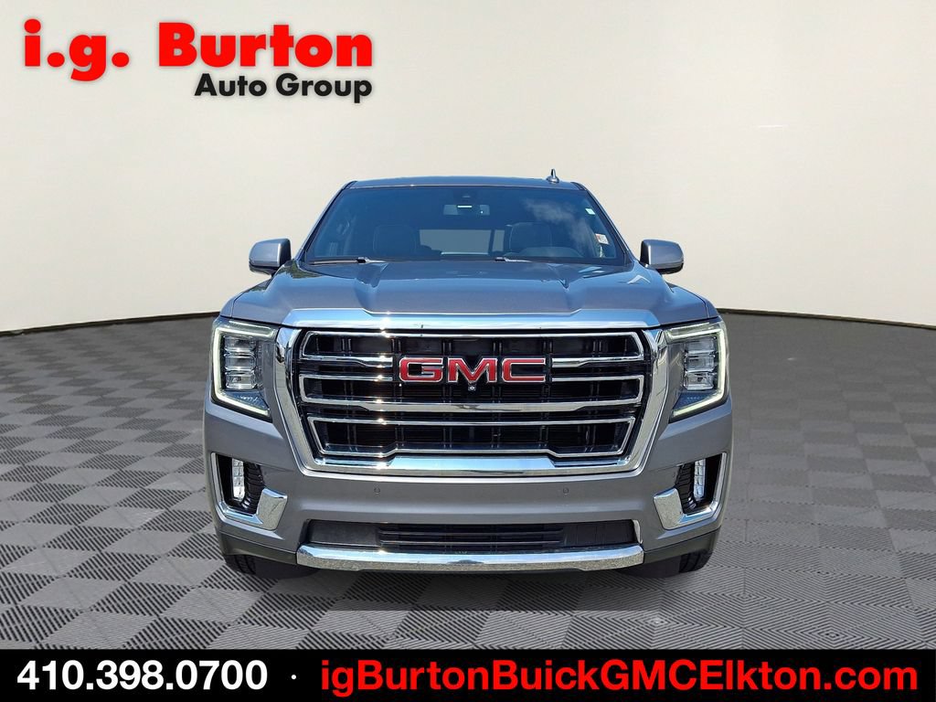Used 2022 GMC Yukon XL SLT w/ SLT Luxury Package AWD/4WD image 2