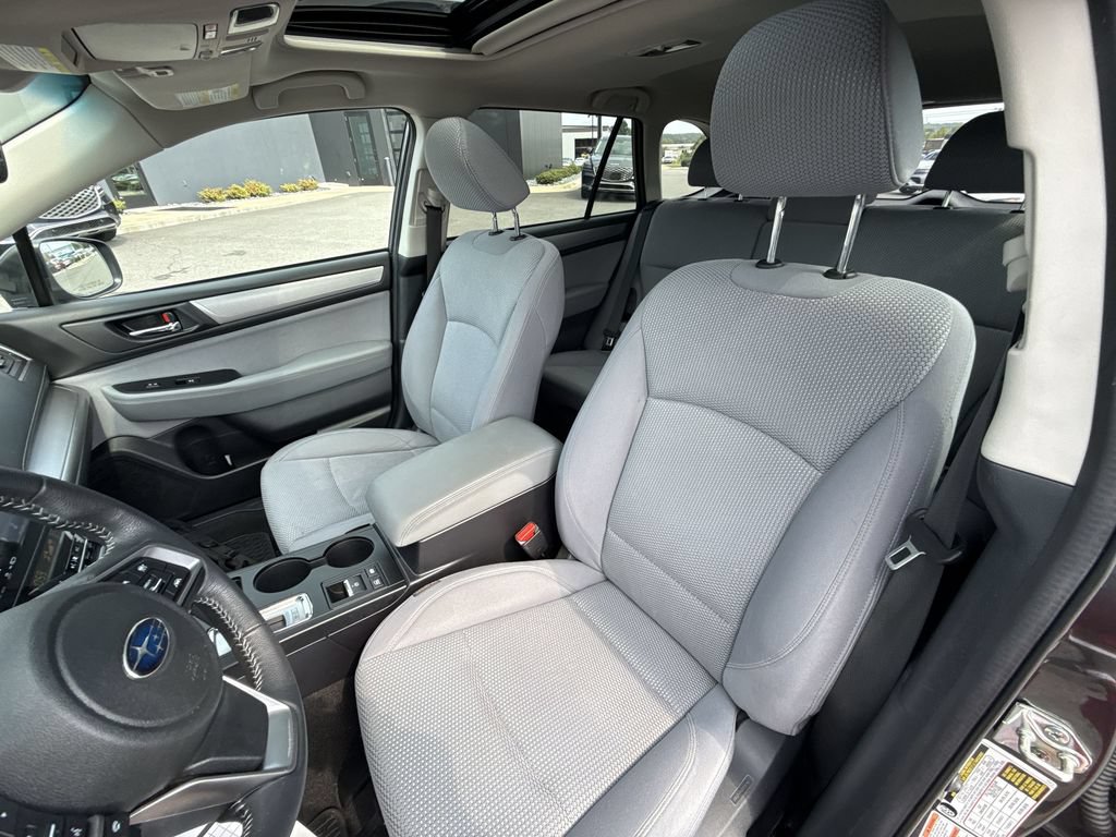 Used 2019 Subaru Outback 2.5i Premium AWD/4WD image 17