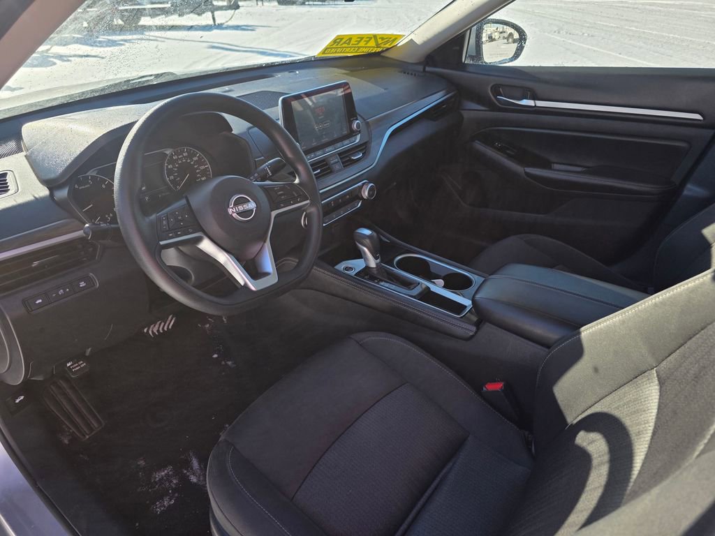 Used 2023 Nissan Altima 2.5 SV FWD image 21