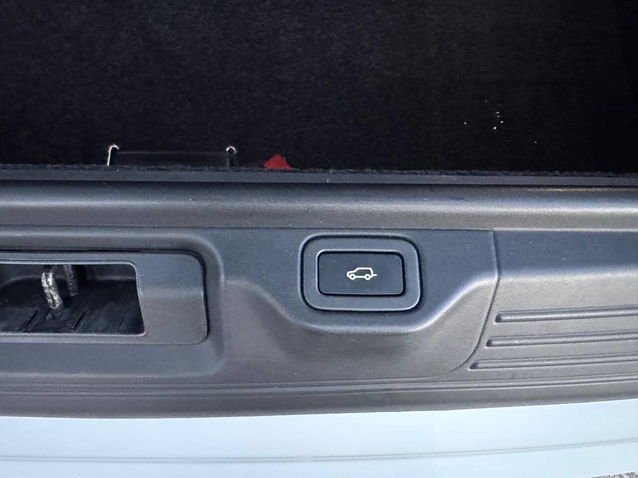 Used 2016 Land Rover Range Rover HSE image 44