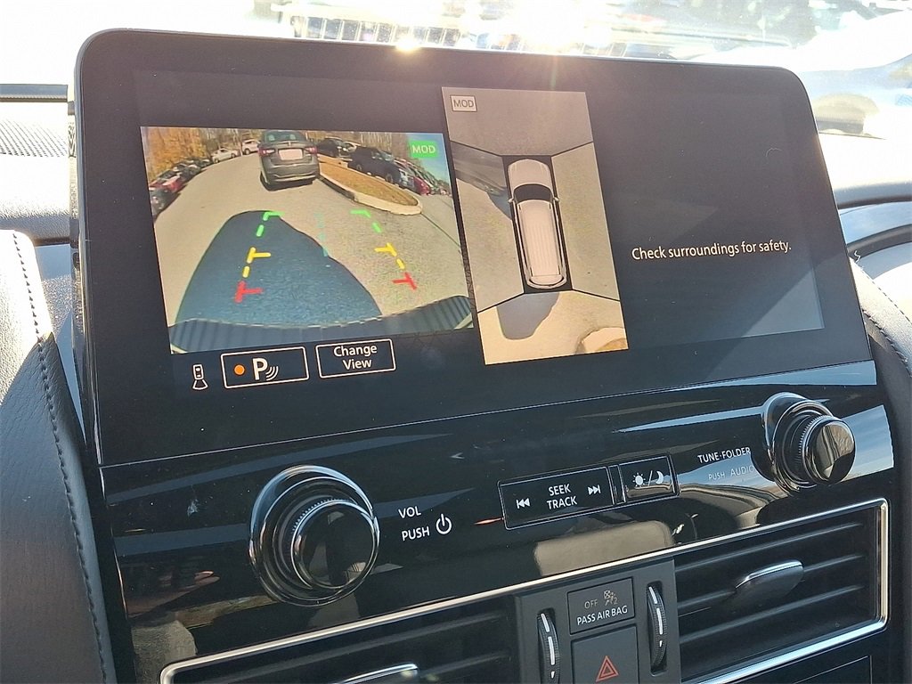 Used 2023 Nissan Armada SL w/ Midnight Edition Package image 18