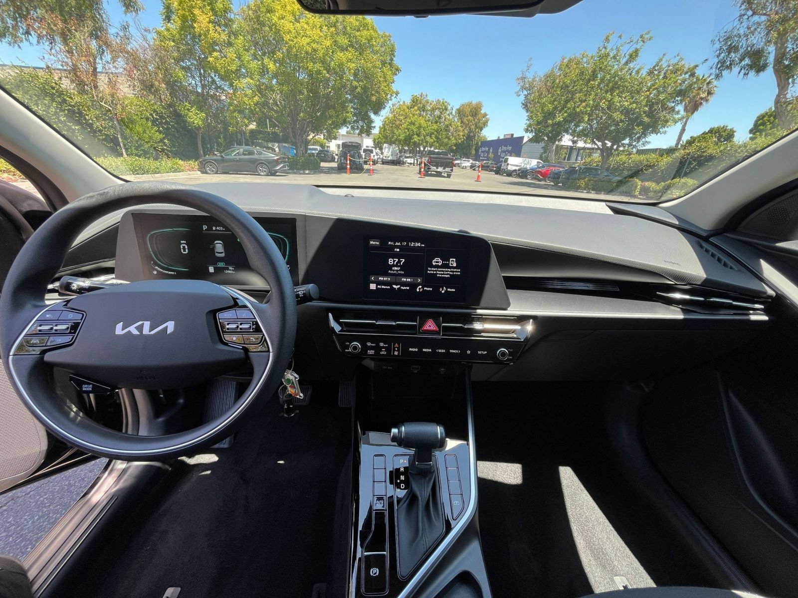 Used 2026 Kia Niro LX FWD image 31