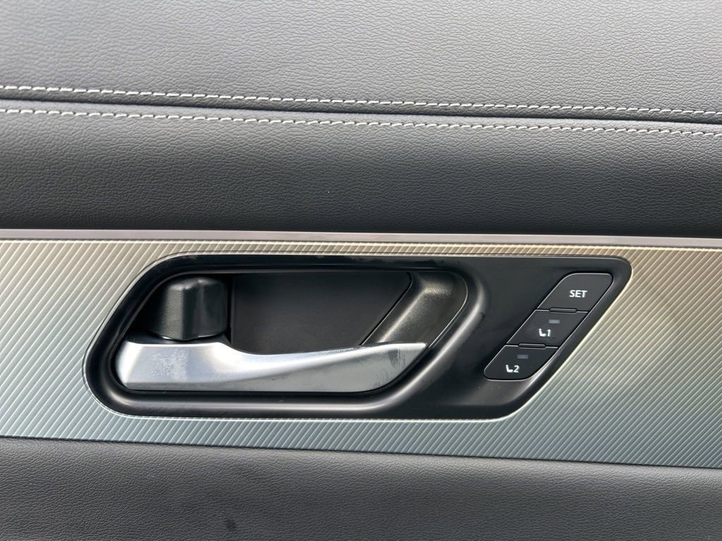 New 2025 Nissan Murano SL image 13