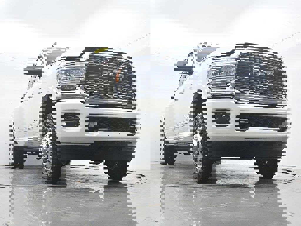 Used 2022 RAM 3500 Limited AWD/4WD image 27