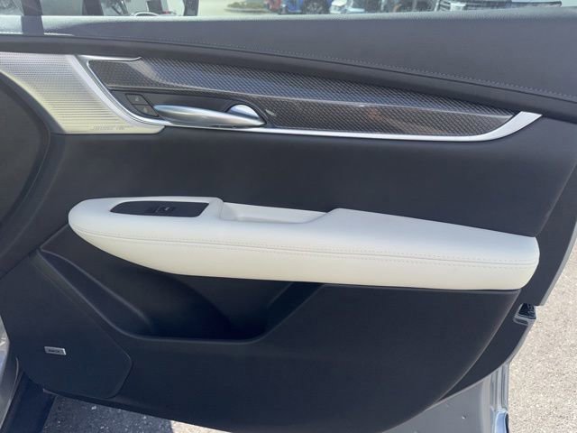 New 2025 Cadillac XT5 Sportv image 23