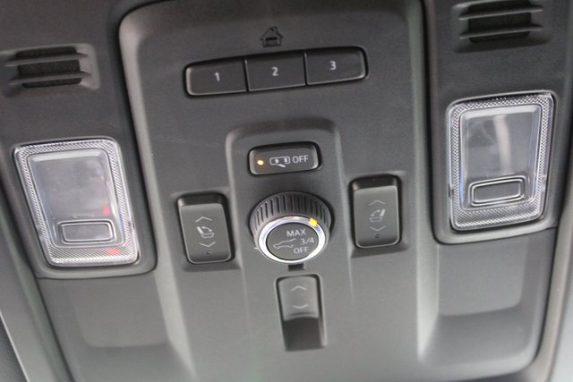 Used 2023 Chevrolet Tahoe Premier image 16