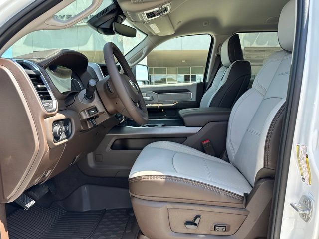 New 2027 RAM 3500 Laramie AWD/4WD image 9