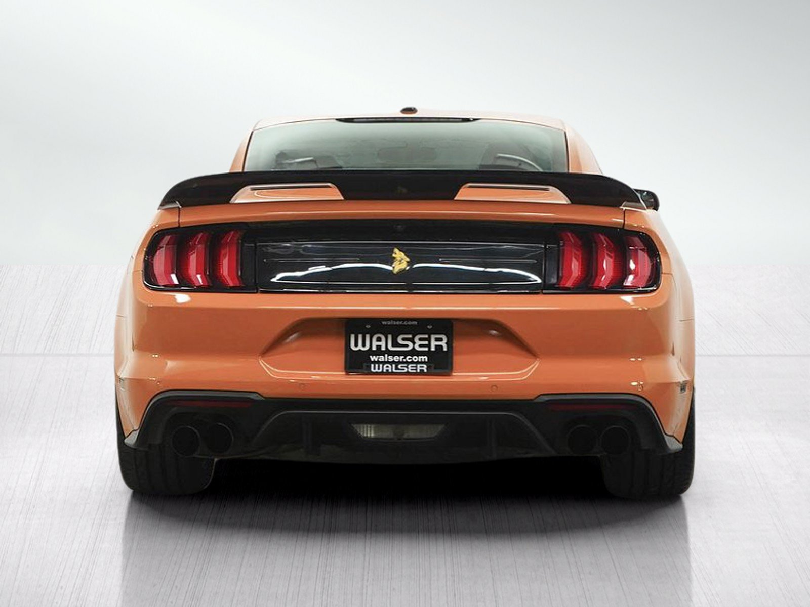 Used 2018 Ford Mustang GT Premium w/ GT Performance Package RWD image 4
