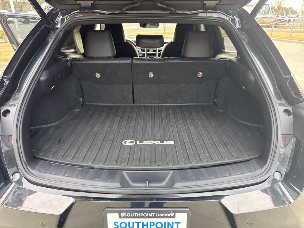 Used 2021 Lexus UX 250h w/ Premium Package image 27