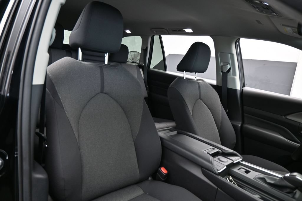 Used 2025 Toyota Grand Highlander FWD image 41