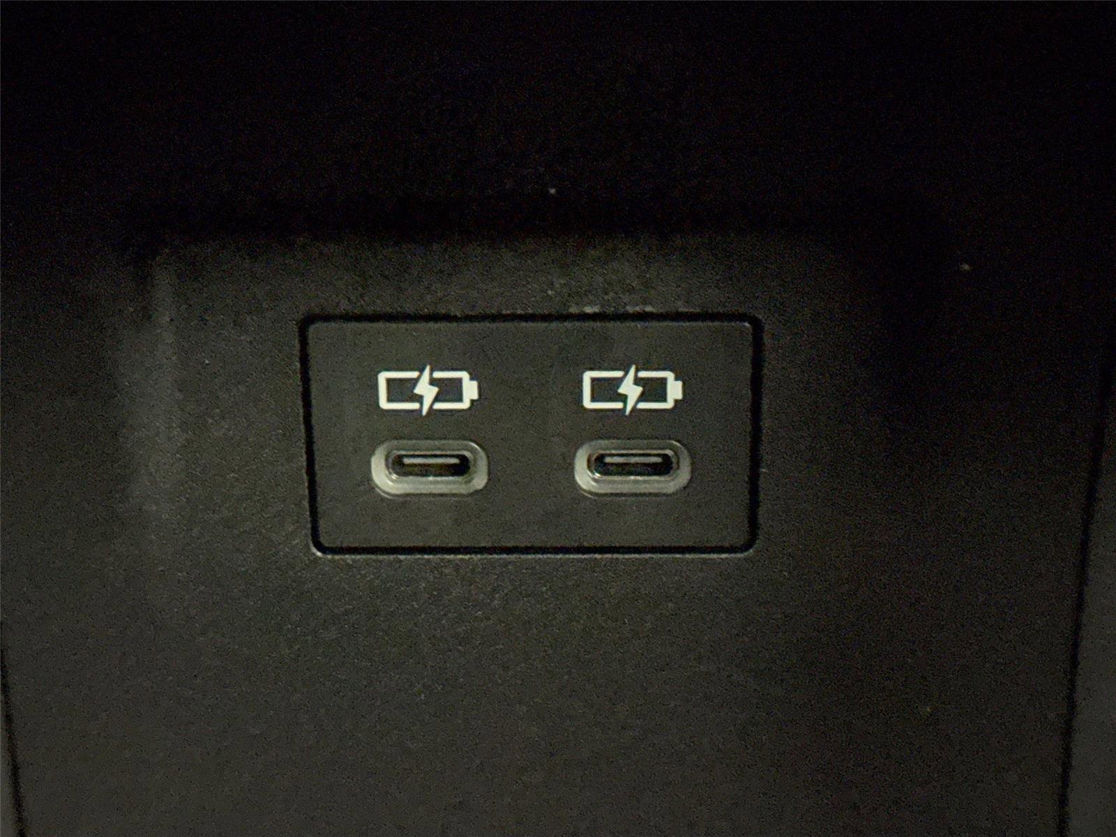 Used 2025 Toyota Prius Limited image 39