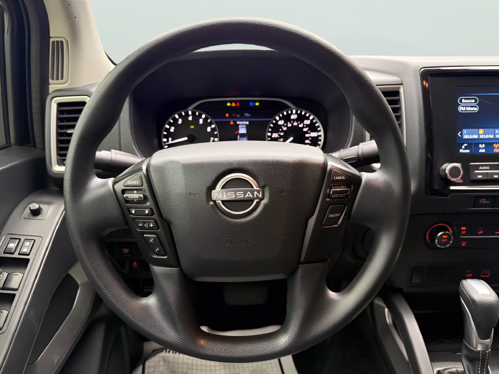 Used 2024 Nissan Frontier SV RWD image 12