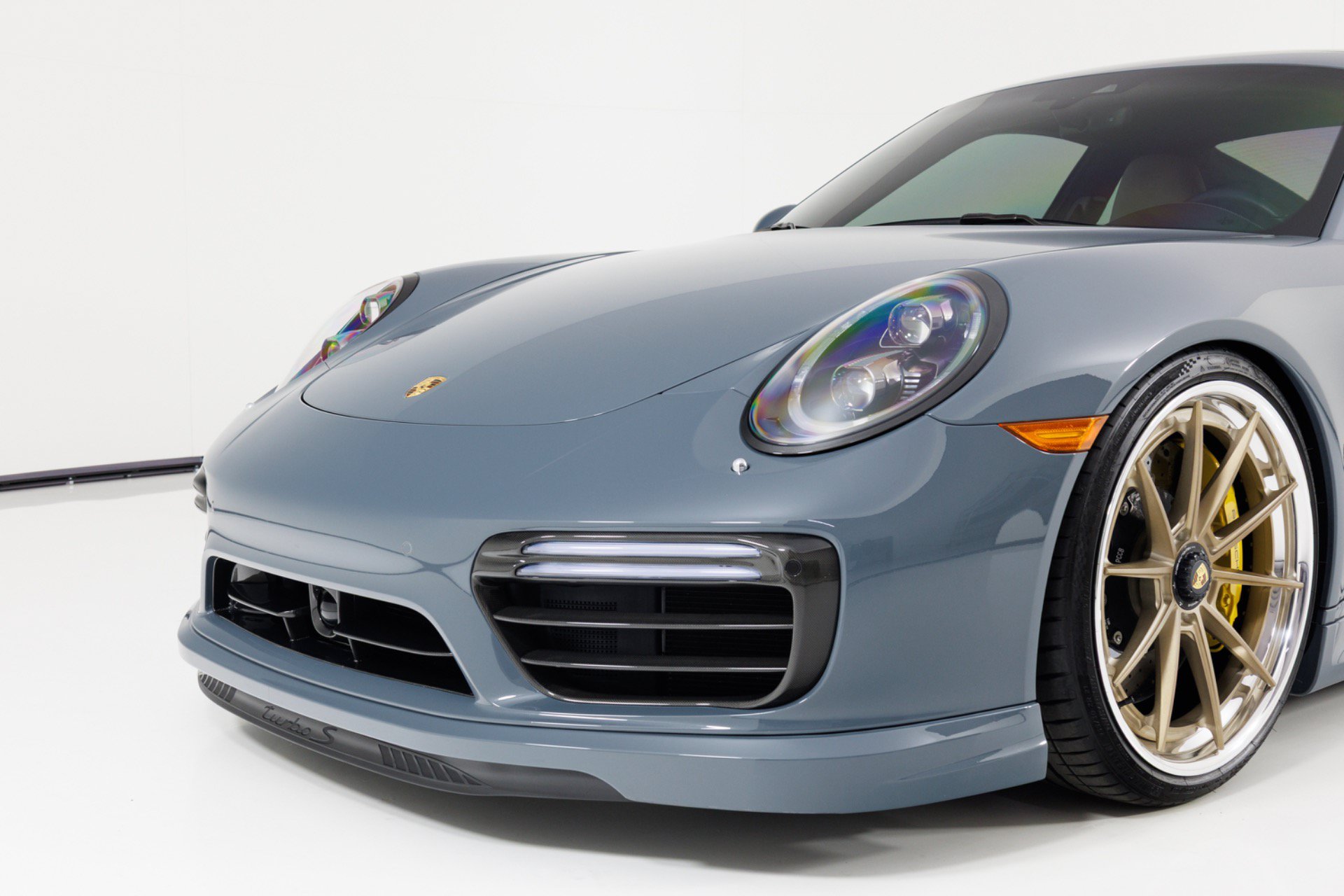 Used 2017 Porsche 911 Turbo S AWD/4WD image 63