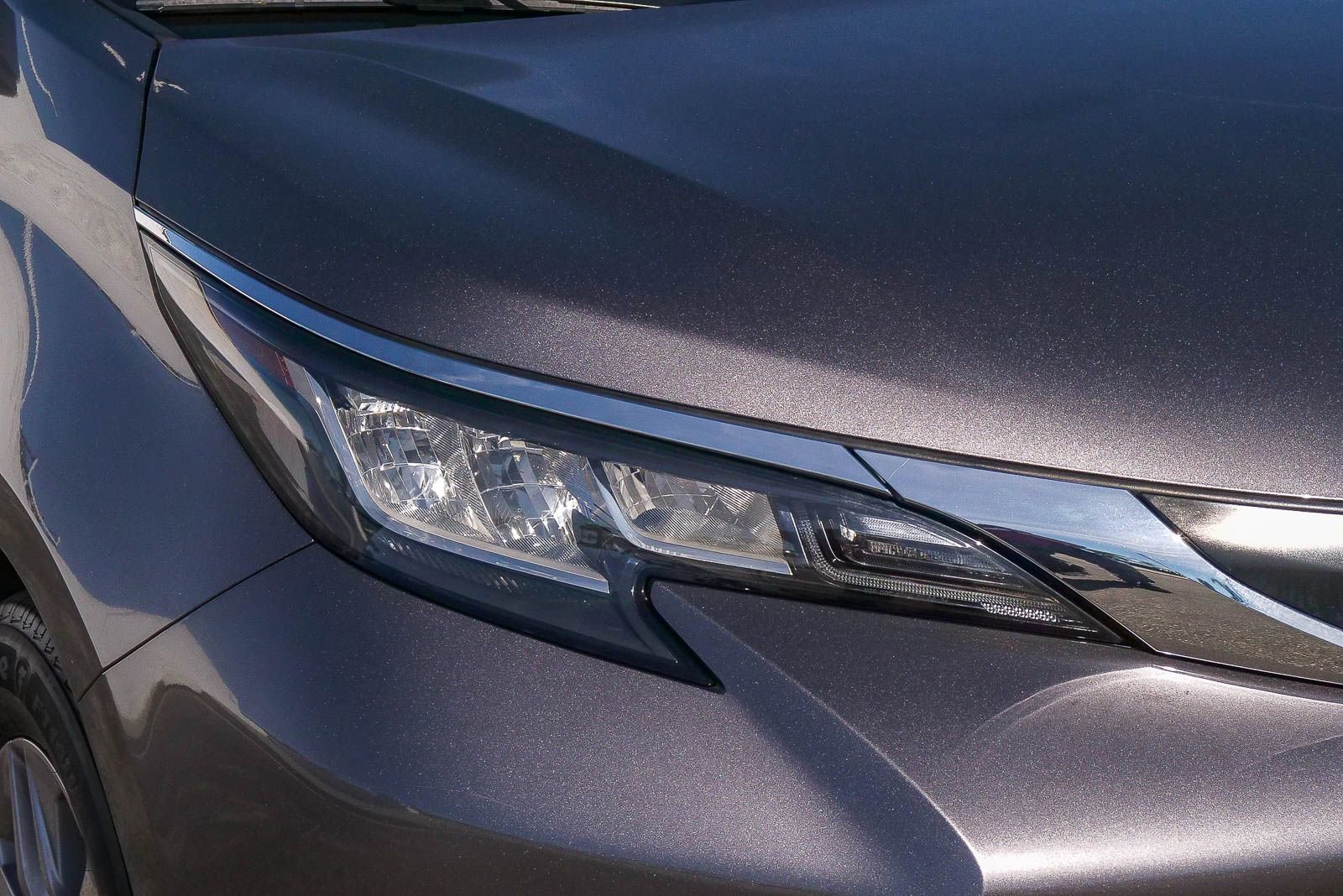 Used 2022 Toyota Sienna XLE image 4