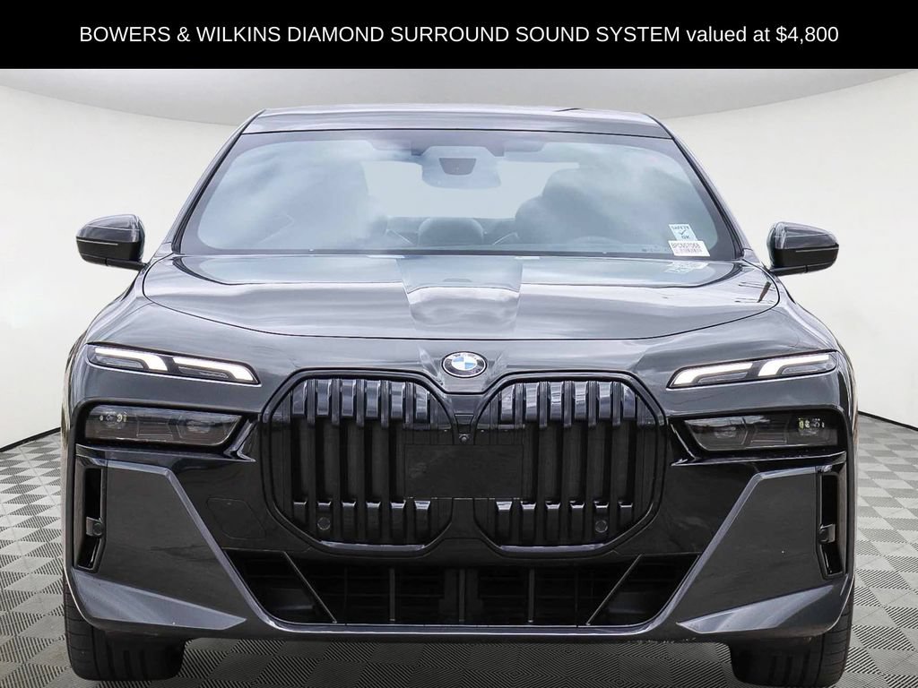 Used 2023 BMW 760i xDrive w/ Luxury Rear Seating Package AWD/4WD image 2