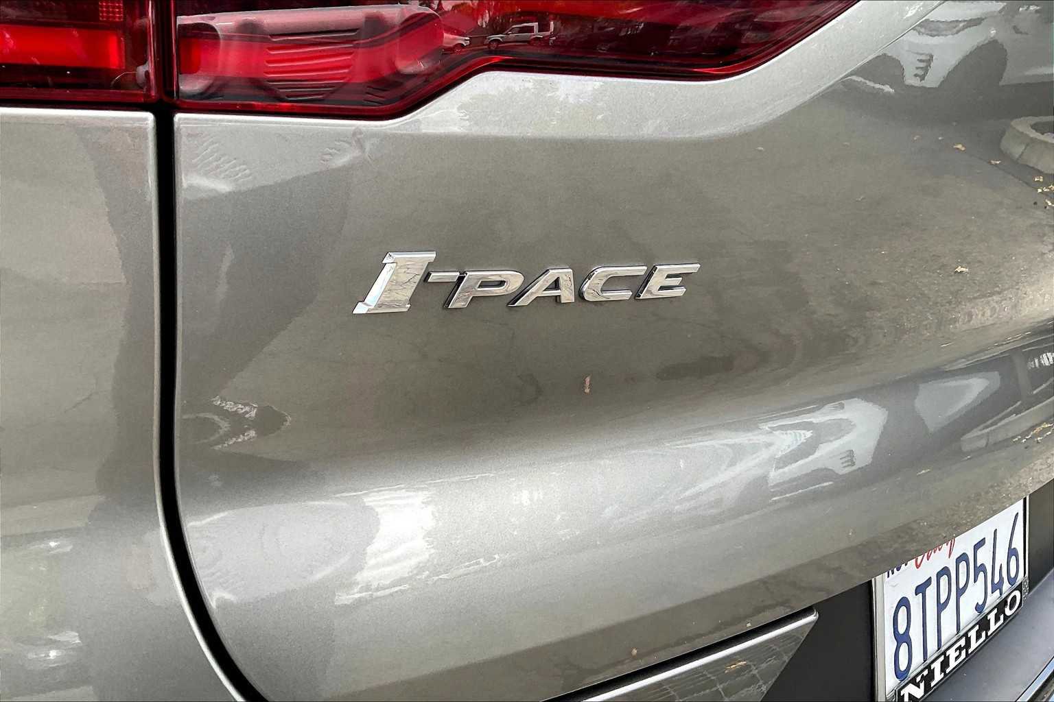 Used 2020 Jaguar I-PACE SE image 11